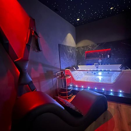 Loveroomxspa Bourg-Saint-Christophe Luaran gambar