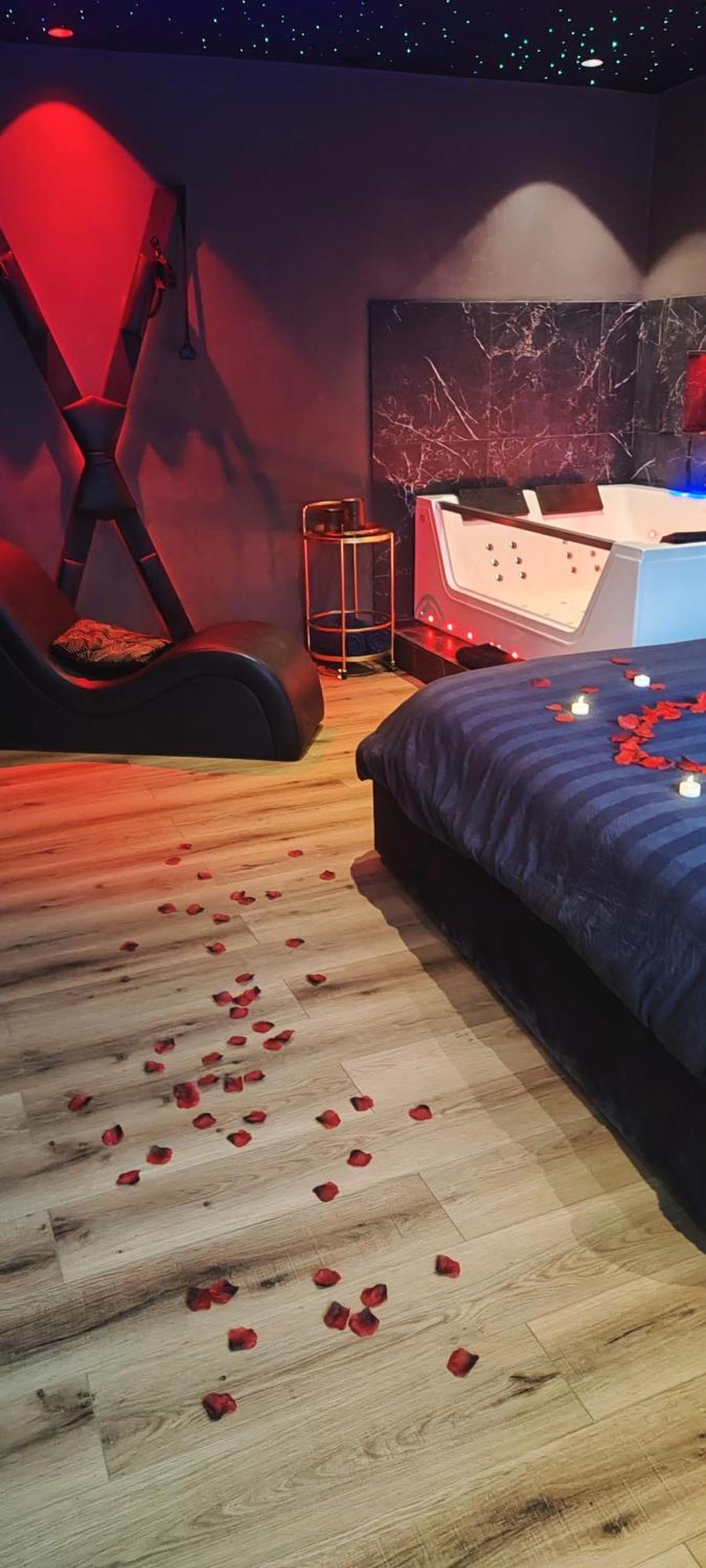 Loveroomxspa Bourg-Saint-Christophe Bilik gambar