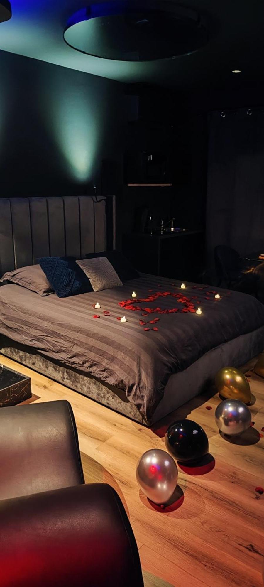 Loveroomxspa Bourg-Saint-Christophe Luaran gambar